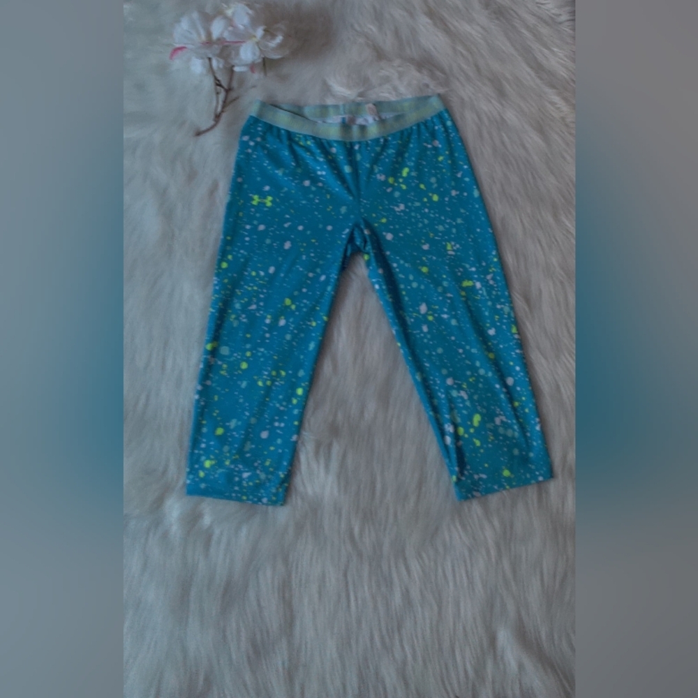 Under Armour Capri Blue Patterned Leggings Size M